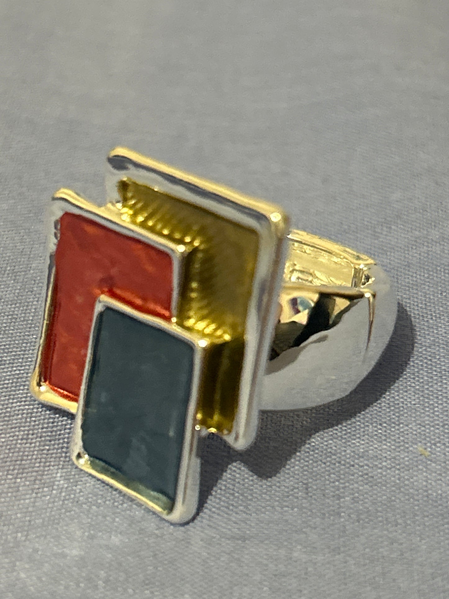 Geometric Expandable Ring Rose Red Tones