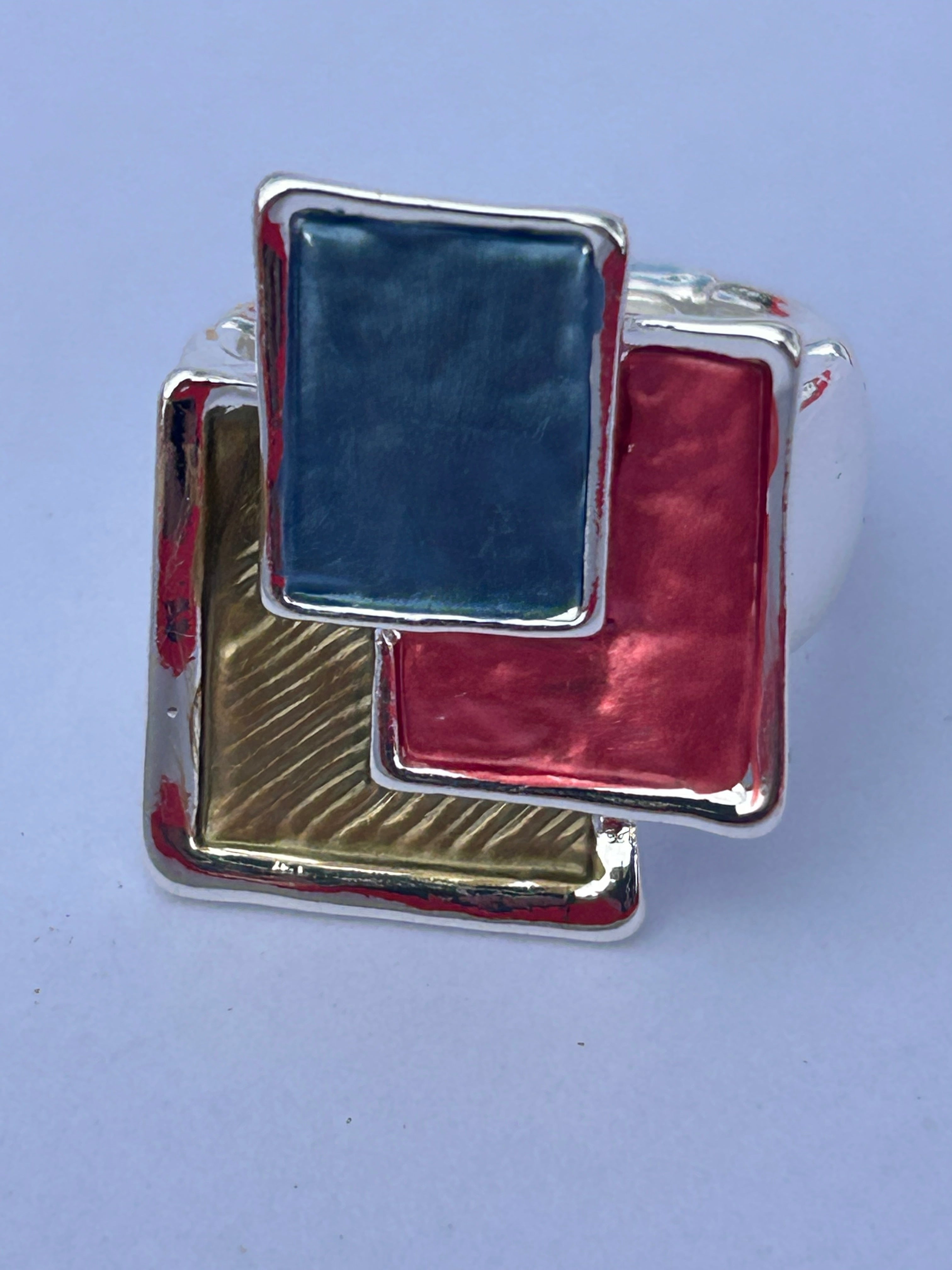 Geometric Expandable Ring Rose Red Tones