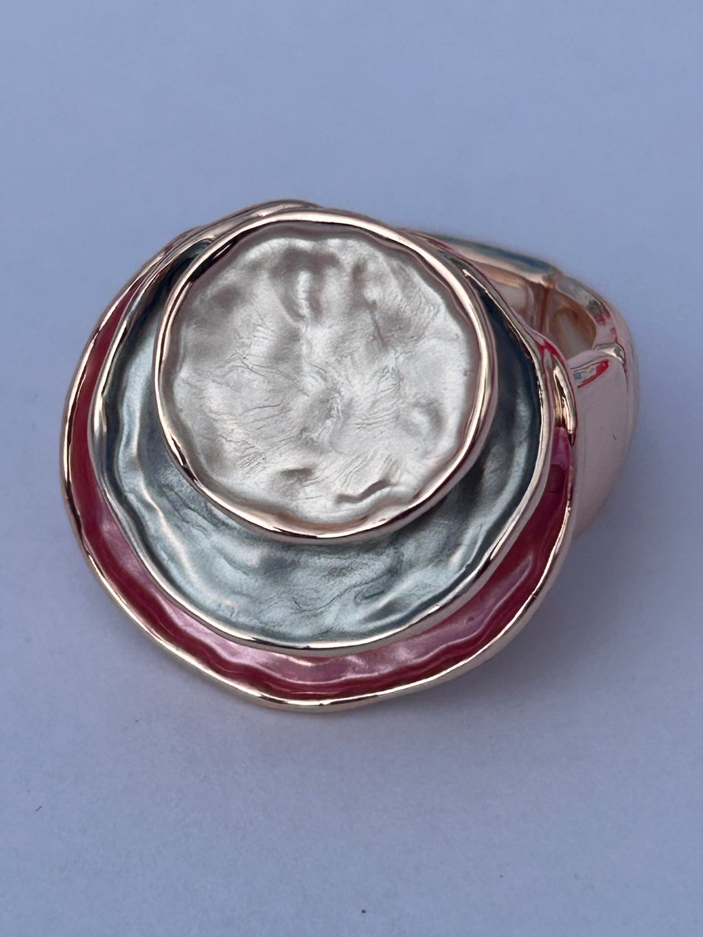 Chic Cuff Expandable Ring Rose Red